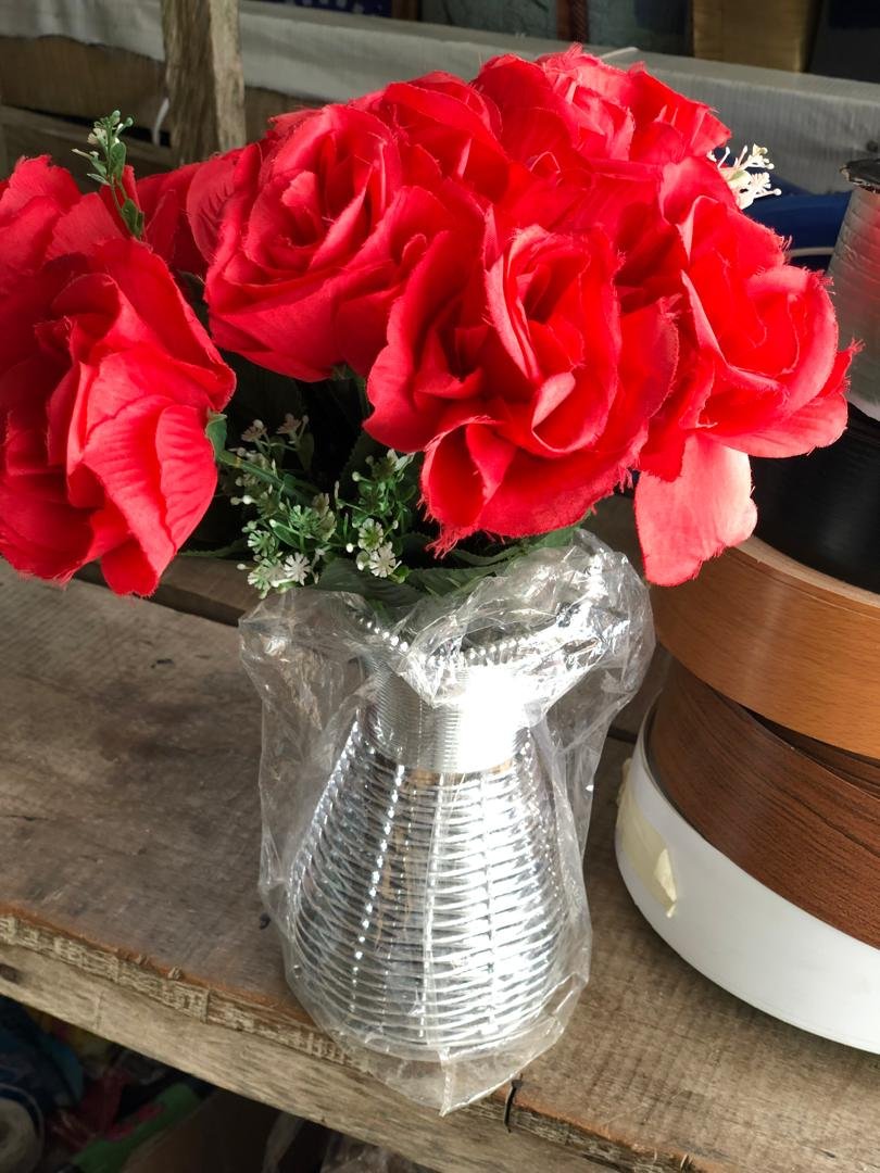 red flowewr vase