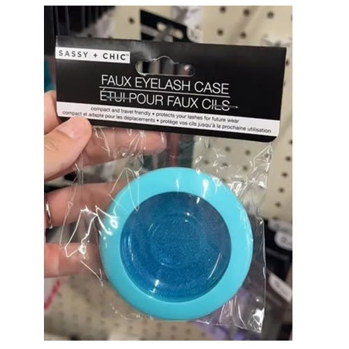 Faux Eye-lashes Organizer - Round Case Carrier
