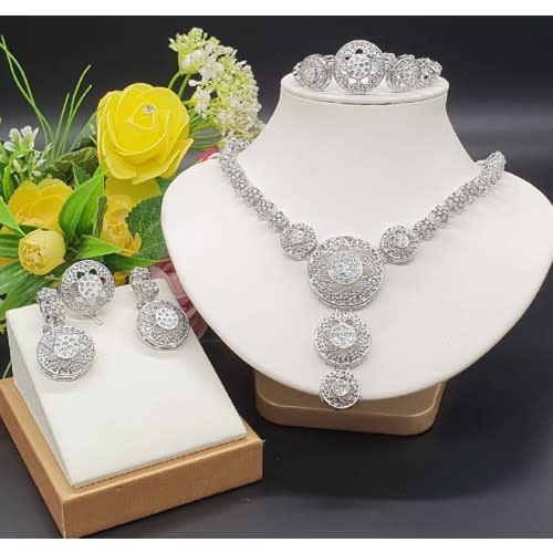 Exquisite Necklace Earrings And Bracelet Set - Silver