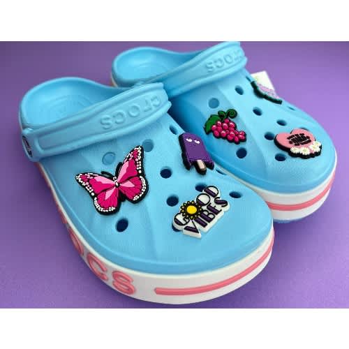 Bayabnd Crocs With Accessories