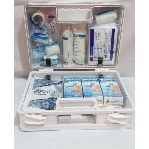 Fast Care -first Aid Box Kit - Gkb 301.