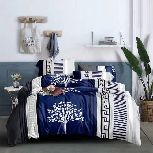 Patterned Duvet Cover / duvet  With four Pillowcases - White tree