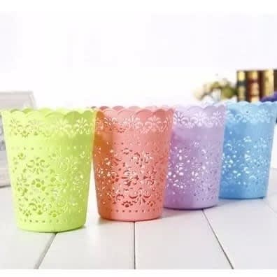 Set Of 4 Multicolor Portable Trash Cans - 2l