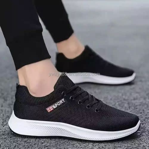 Sneaker - Black/White Sneakers