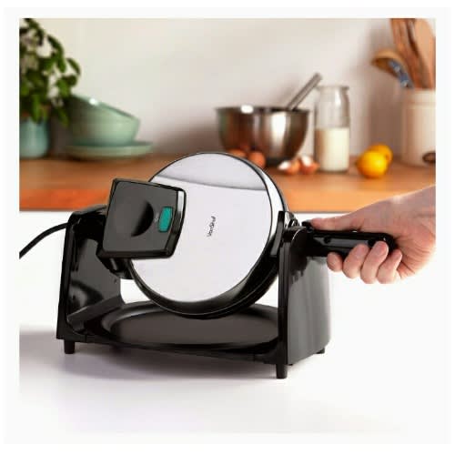 Rotary Plate Waffle Maker - 1000W