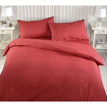 Plain Red Duvet Cover With 2 Pillow Cases