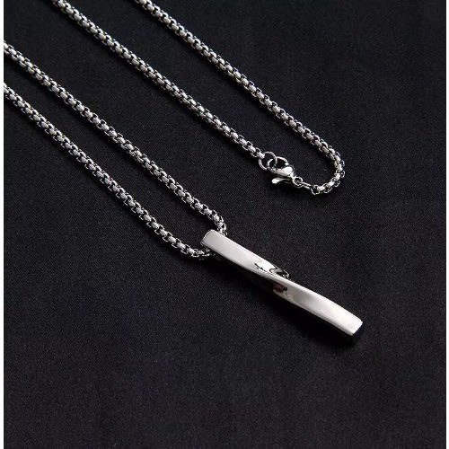 Twisted Rectangular Necklace For Men In Silver