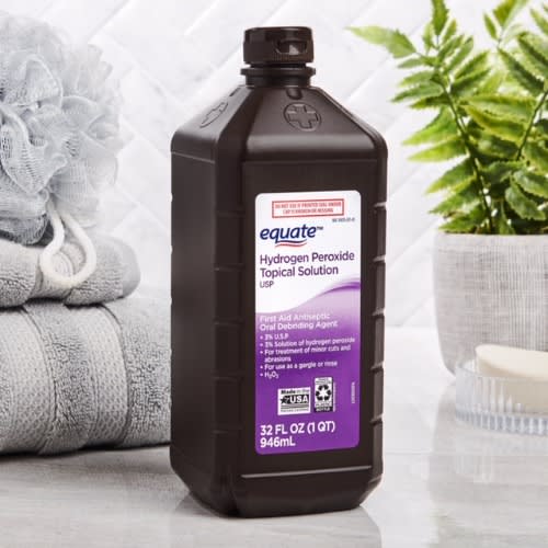 Equate 3% Hydrogen Peroxide First Aid - 946ml