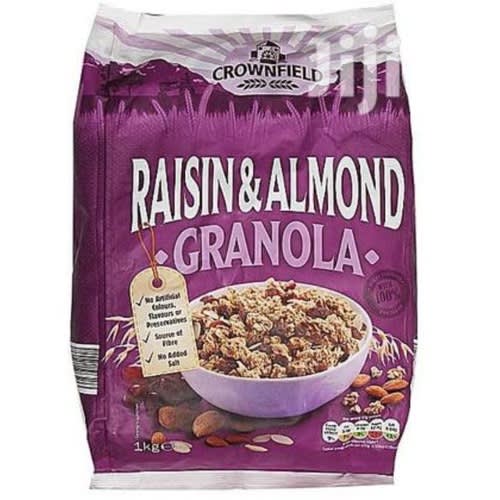 Crownfield Raisin & Almond Granola Cereal - 1kg