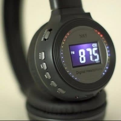 QLT Universal Wireless Stereo Headset Bluetooth +MICRO SD 8GB