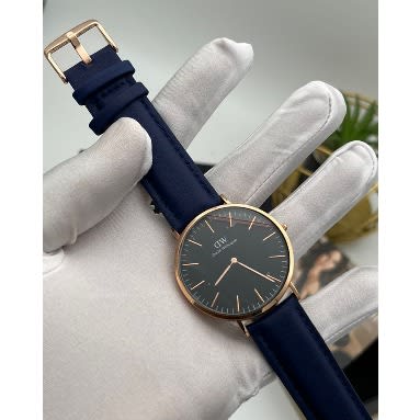 Classy And Elegant Wrist Watch