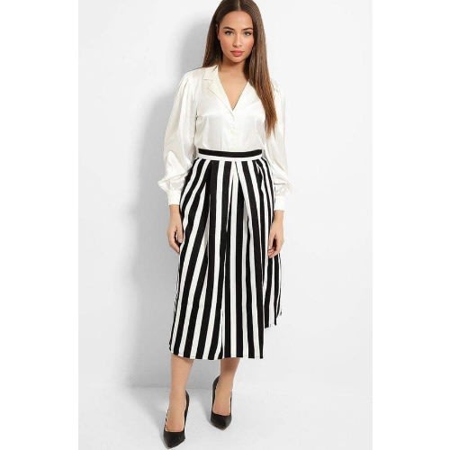 Textured Finish Pleated Stripe Skirt - Black/White