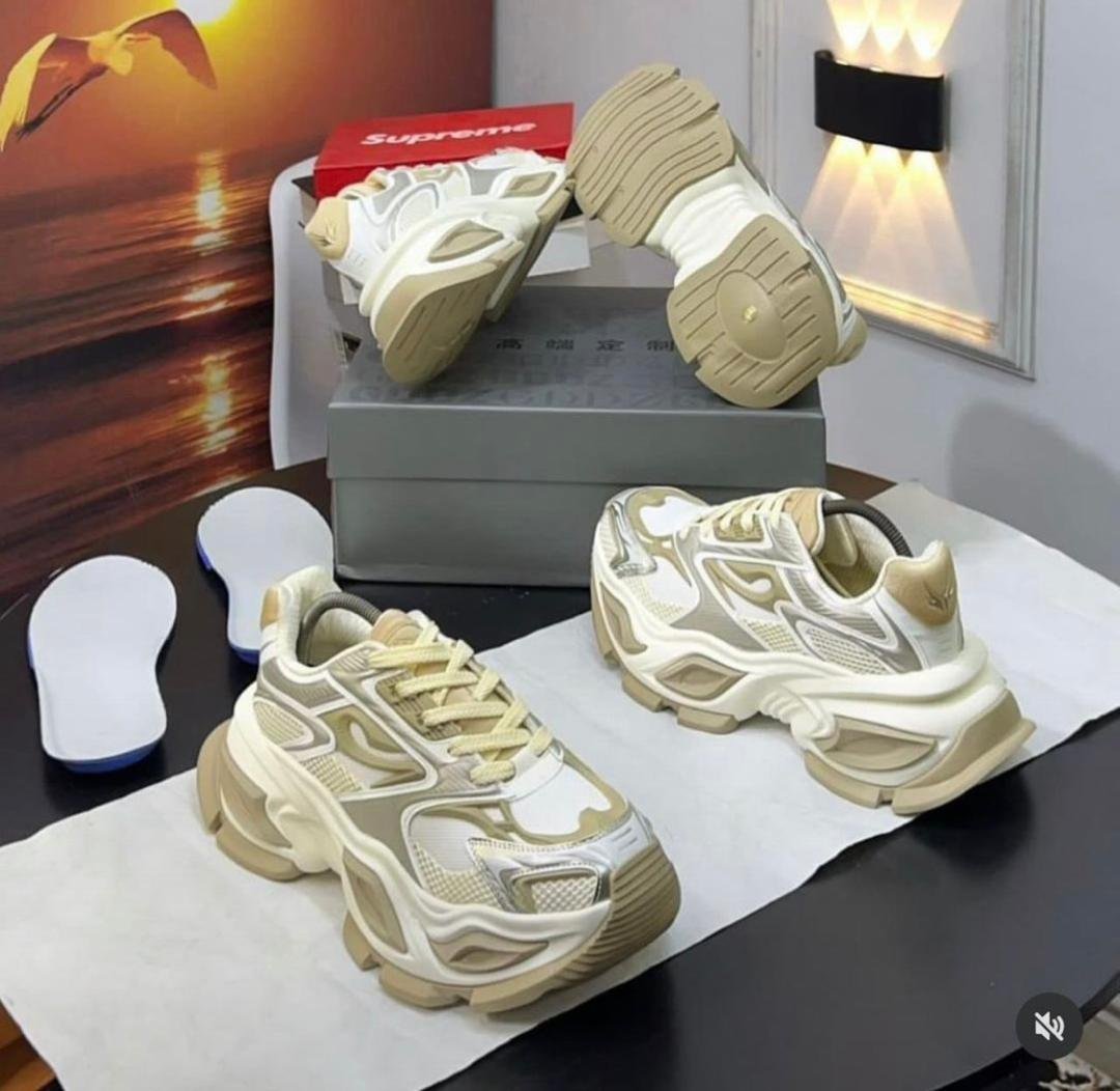 ORIGINAL OMAET TRENDING SNEAKER SIZE 40-45