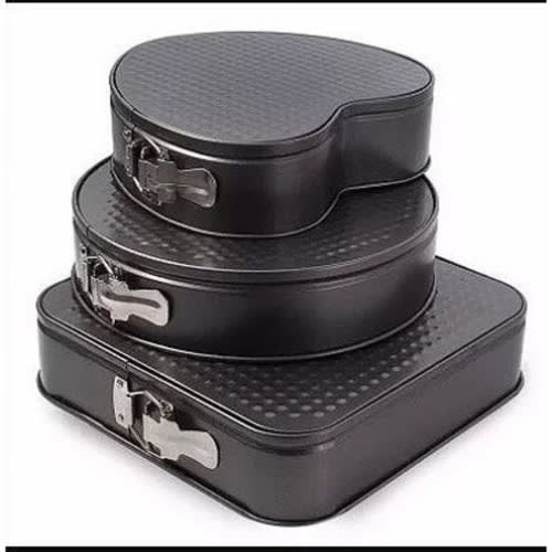 Cake Pan Set - 3 Pieces