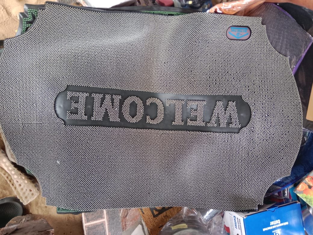 Anti-Slip Pure Hollow Water Resistant Door Foot Floor Mat -BLACK