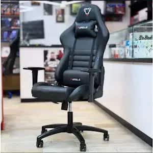 Furgle Gaming Chair With Footrest - Black