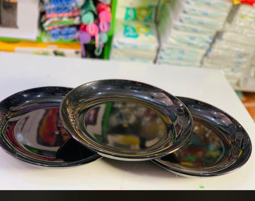 stylish unbreakable plates.