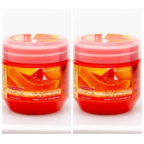 2pcs Carebeau Papaya Lighting Body Scrub - 700g