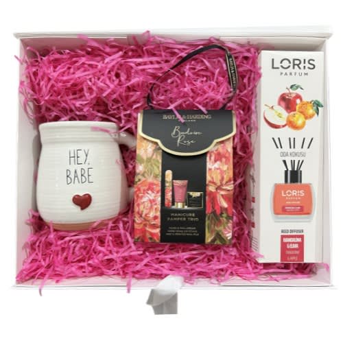 Happy Birthday Babe Gift Set - Mw006