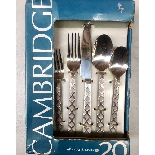 Cambridge Silversmiths Pine Mirror 20-Piece Flatware Set - Service For 4