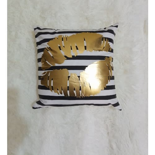 Stripped Kiss Lips Throw Pillow And Fibre - Black + White(45cmx45cm)