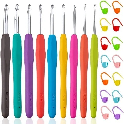 23-piece Crochet Hooks - Ergonomic Handle For Arthritic Hands