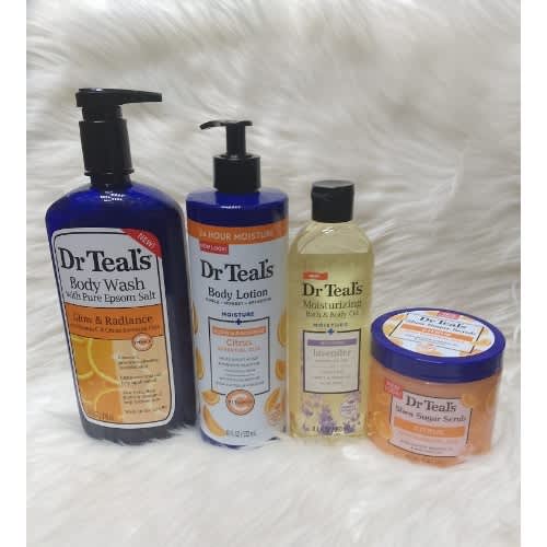 Vitamin C Body Lotion 543ml - Lavender Oil 260ml Body Wash 710ml & Scrub 536g