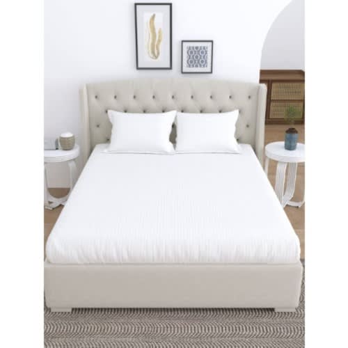 Bedsheet Duvet And Four Pillowcases White Plain