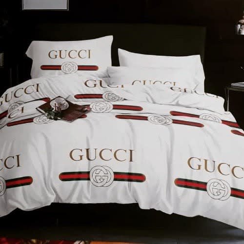 Bedsheet duvet And Four Pillowcases - Gucci inspired