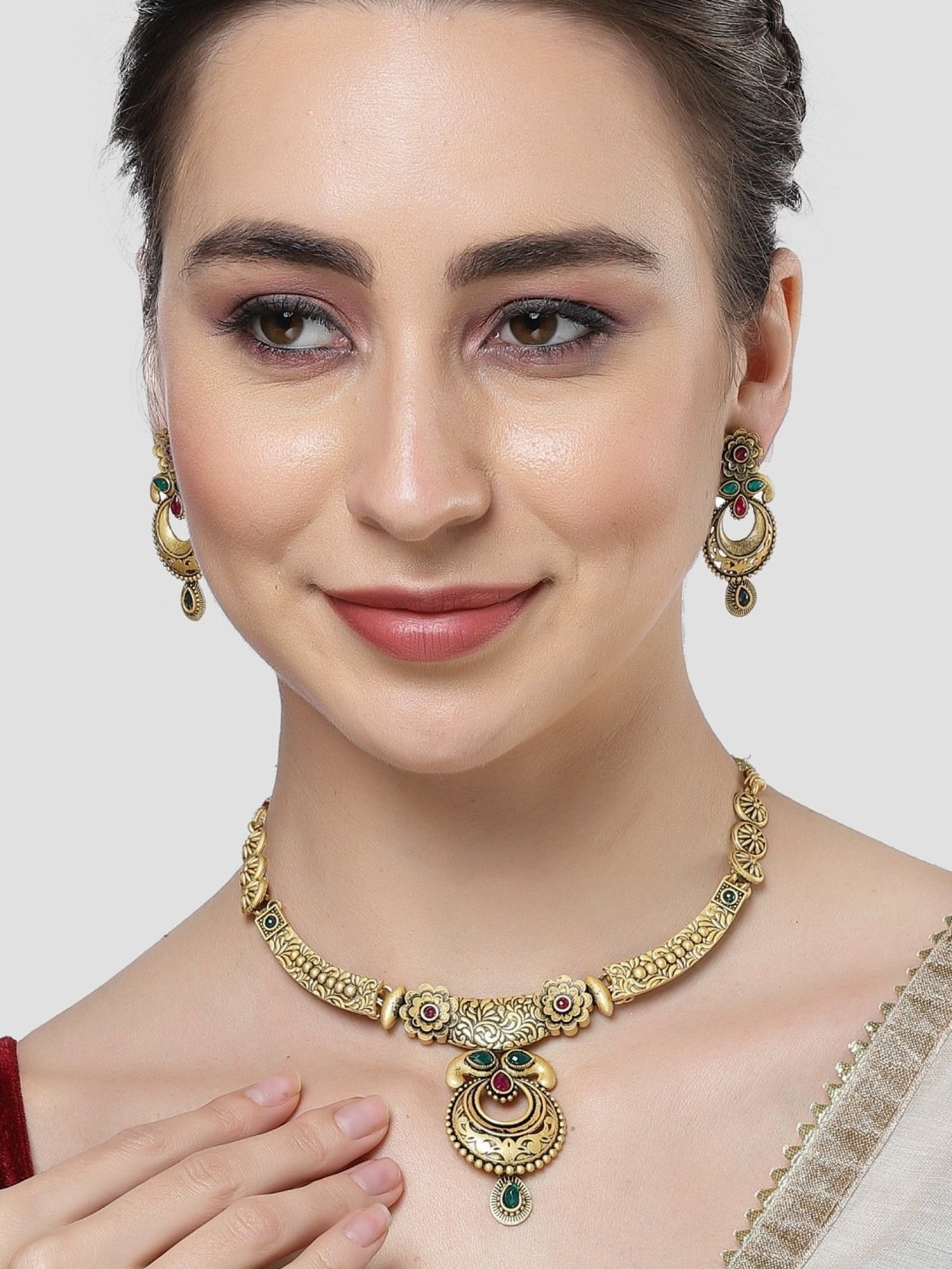 Karatcart Antique Gold-Plated Floral Design South Indian Jewellery Set for Women