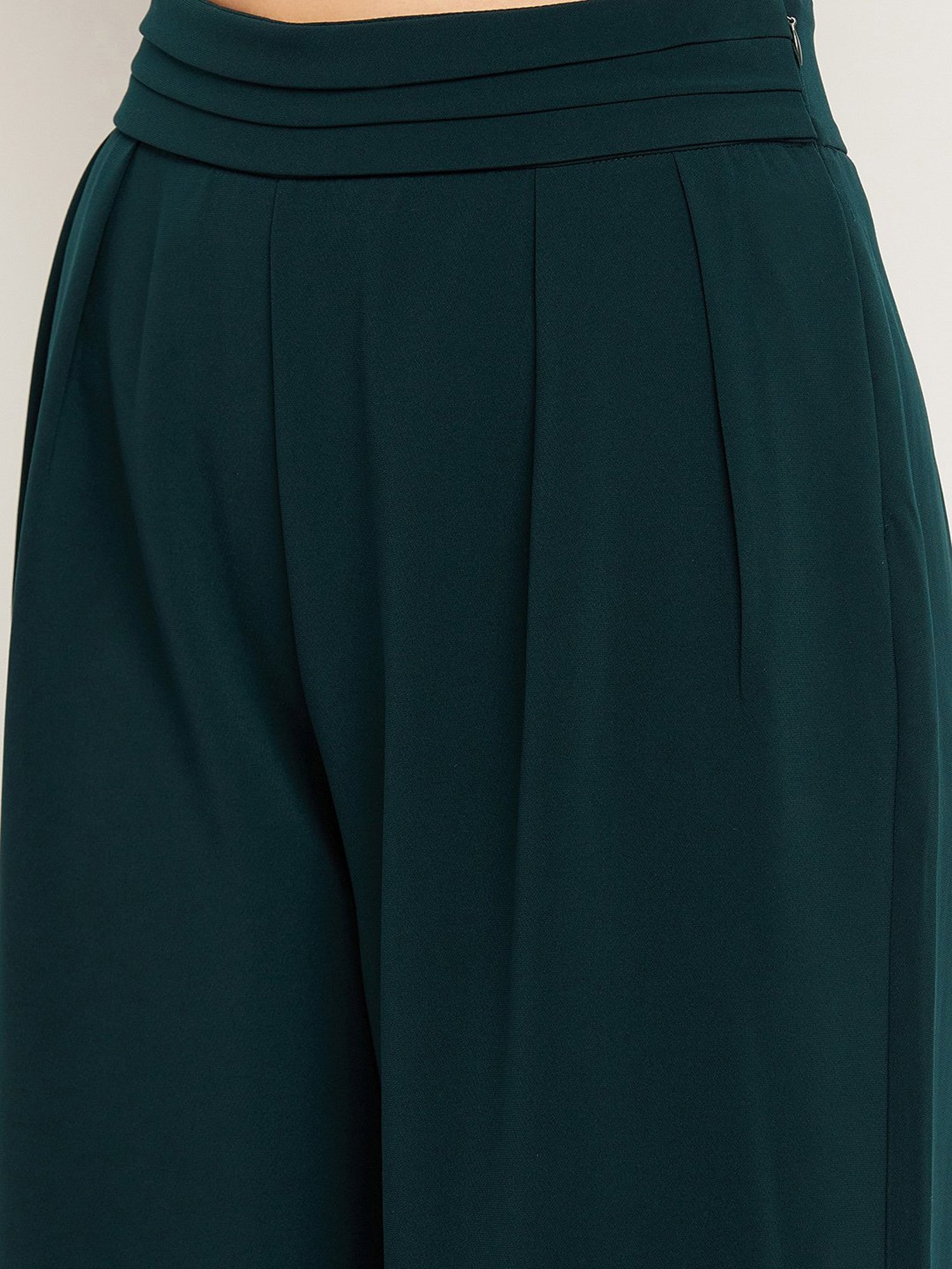 Camla Green Relaxed Fit Mid rise Trousers