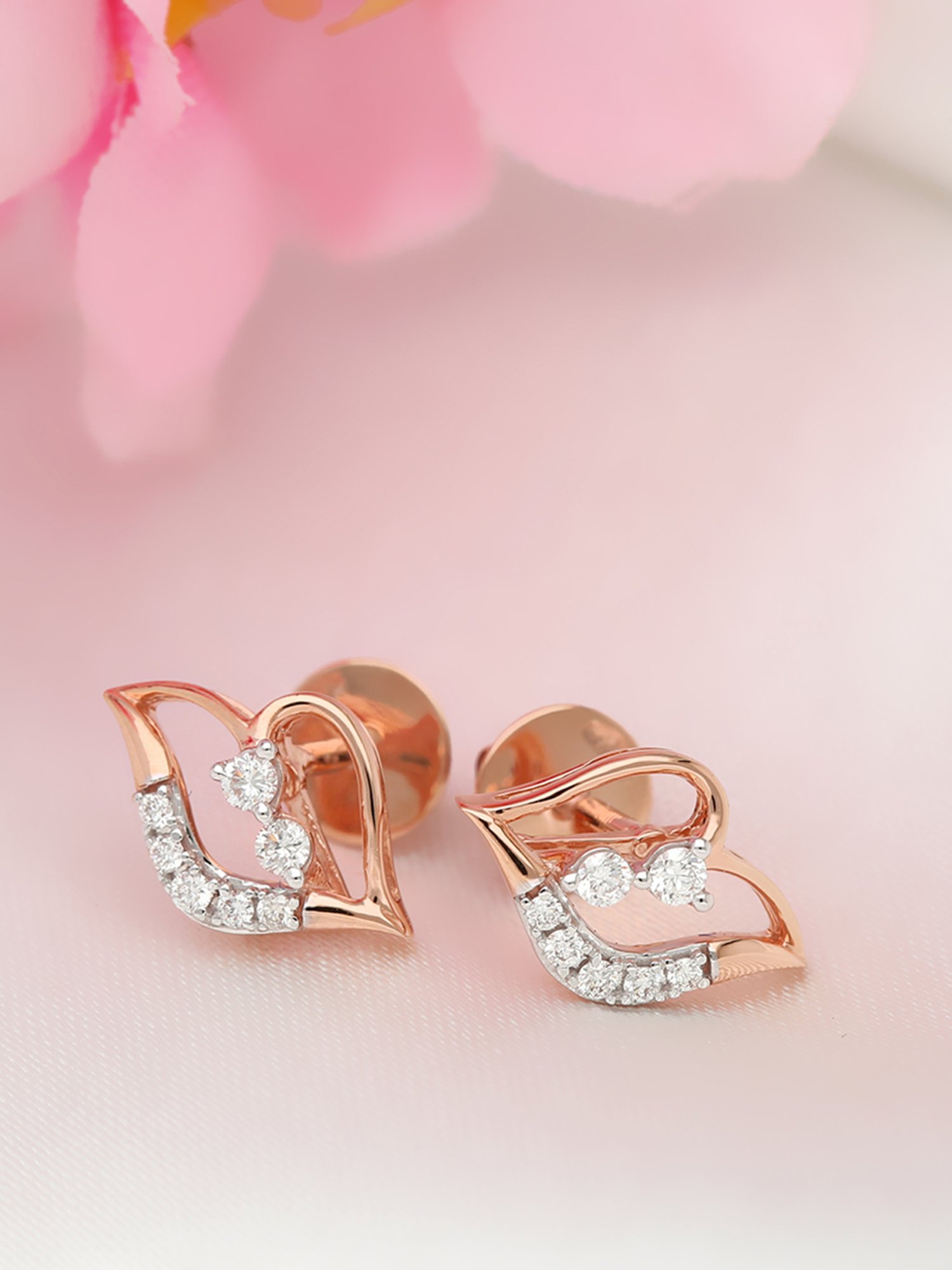 Malabar Gold and Diamonds 18k Rose Gold Stud Diamond Earrings