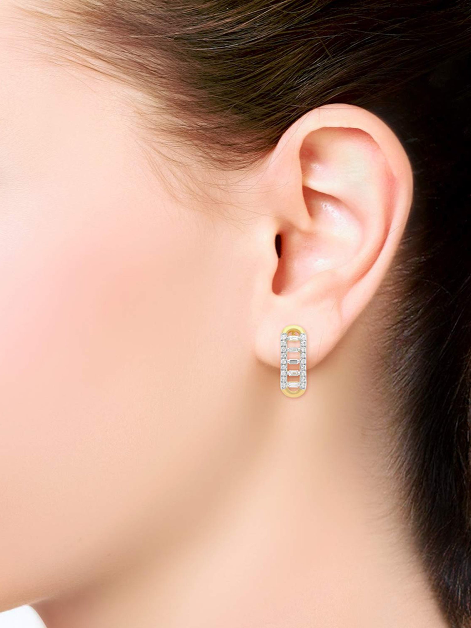 Malabar Gold and Diamonds 18k Yellow Gold Stud Earrings