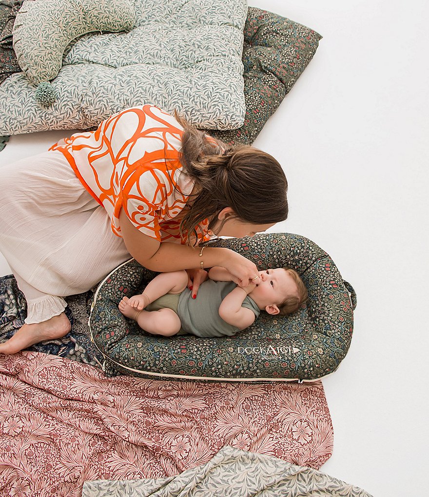 DockATot 0-8 Months Blackthorn Deluxe Dock Cover Stage 1