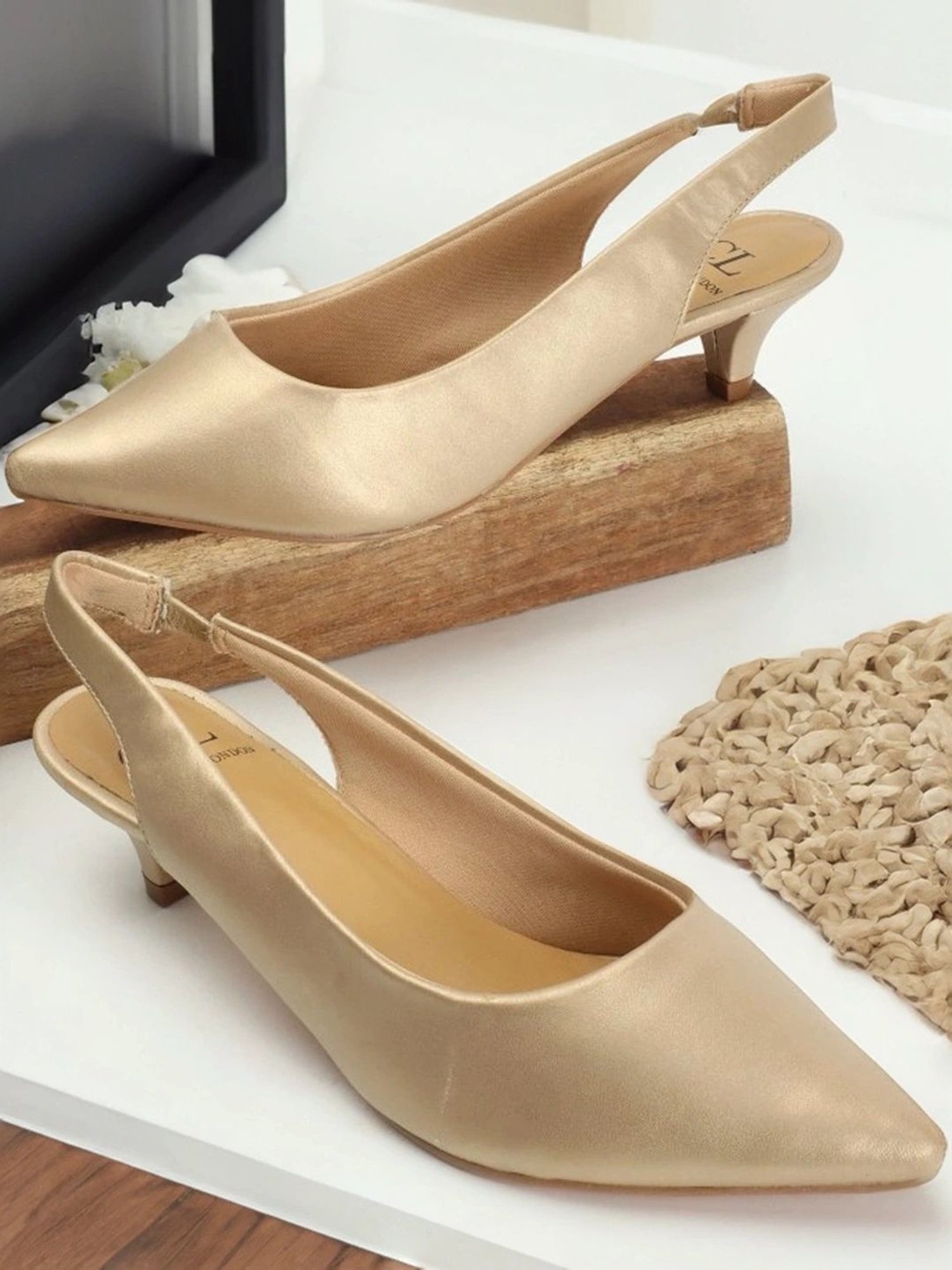 Carlton London Women's Beige Sling Back Sandals