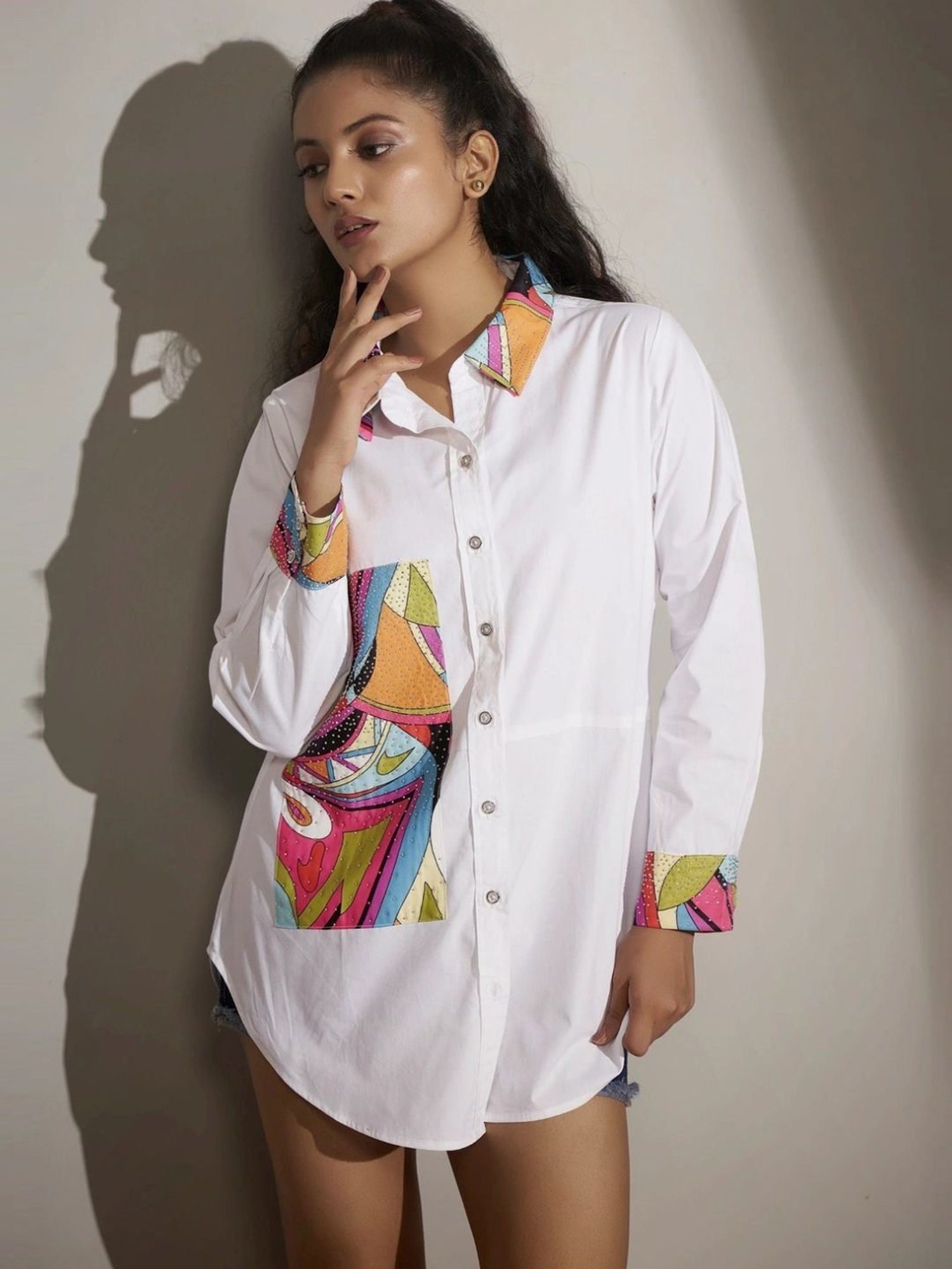 Kaftanize White Cotton Kameez Shirt with Pop Art and Rhinestone