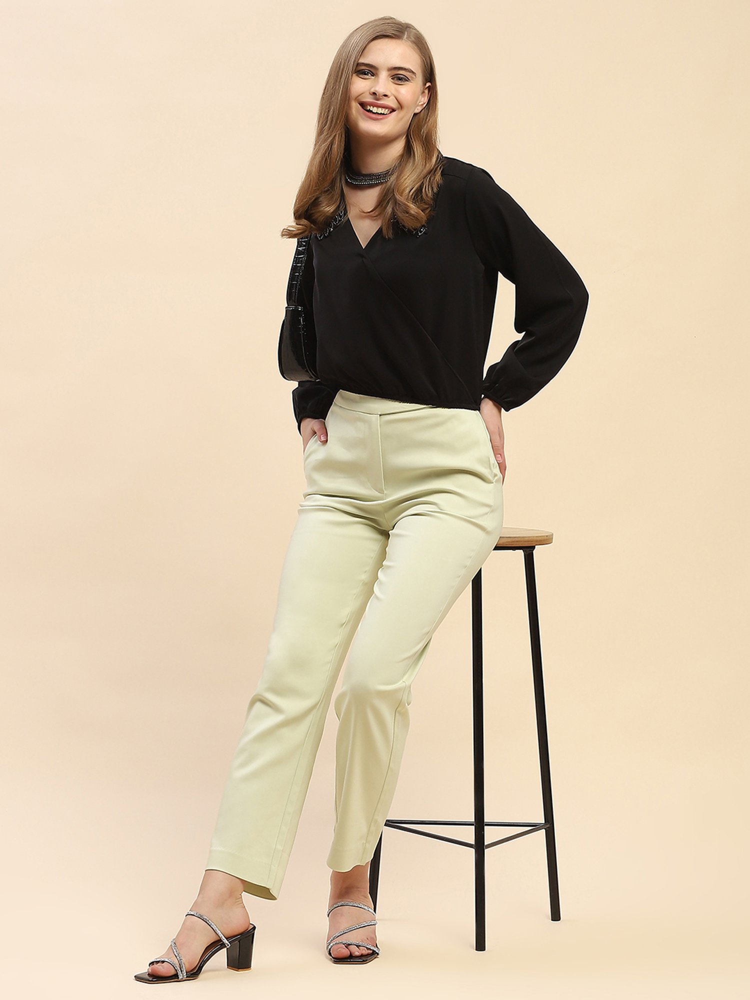 Camla Green Cotton Straight Fit Mid Rise Trousers
