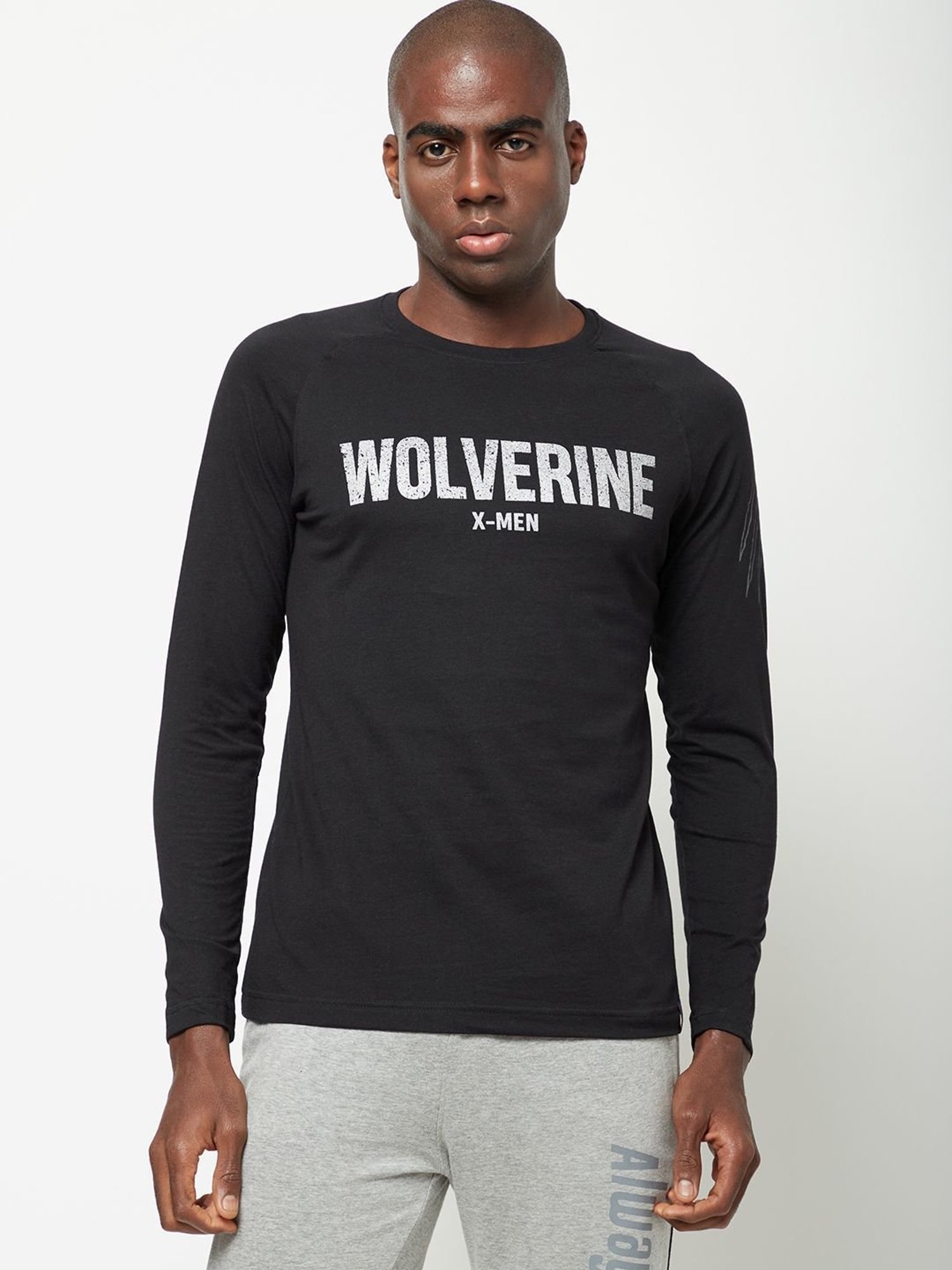 Sporto Jet Black Slim Fit Printed Sports T-Shirt