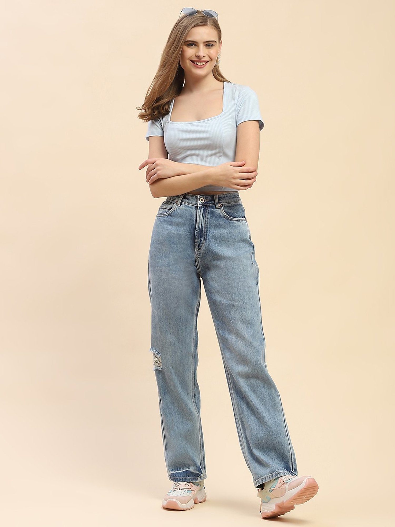 Camla Blue Cotton Distressed Mid Rise Jeans